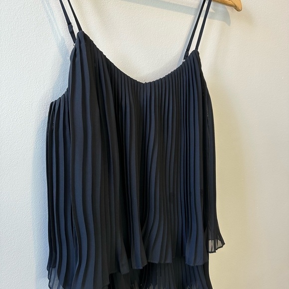 Aqua Bloomingdales Black Accordion Pleated Adjustable Strappy Layered Blouse S - Picture 2 of 4